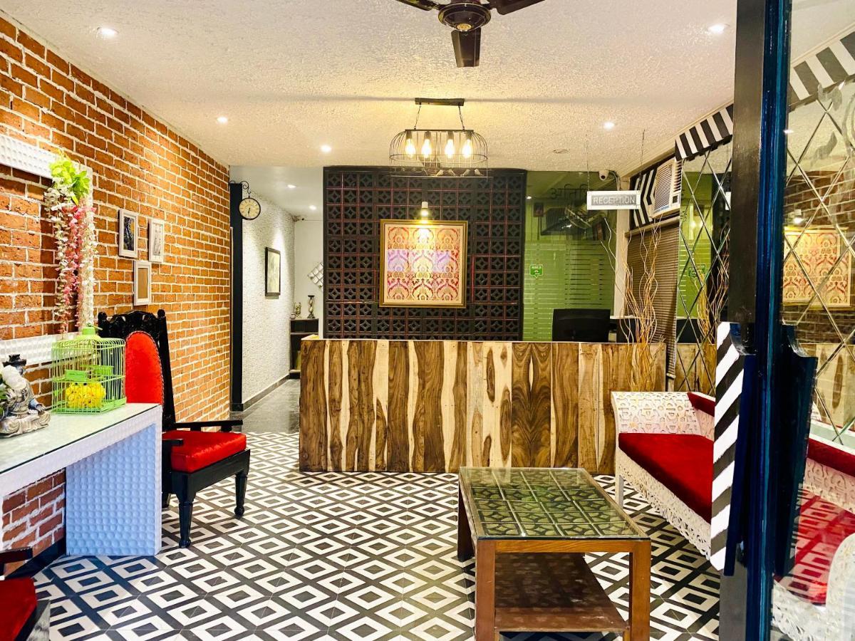 Itsy Hotels Banana Boutique Varanasi Exterior photo