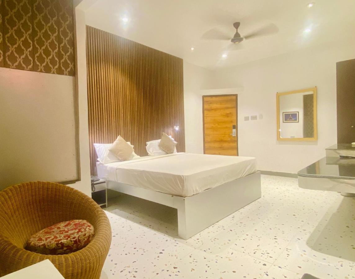 Itsy Hotels Banana Boutique Varanasi Exterior photo
