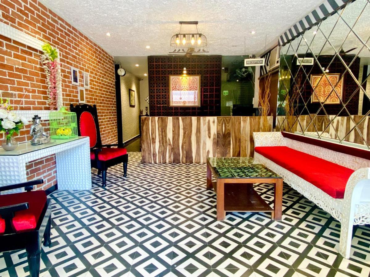 Itsy Hotels Banana Boutique Varanasi Exterior photo