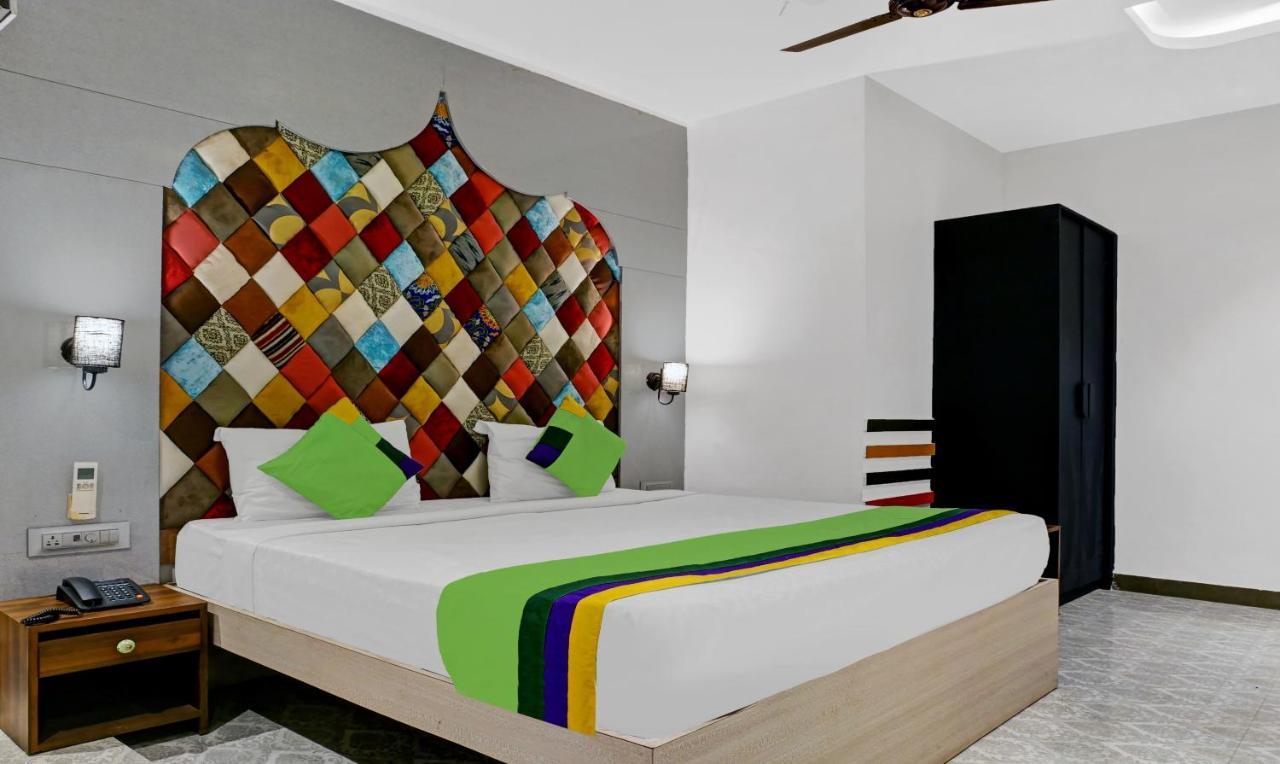 Itsy Hotels Banana Boutique Varanasi Exterior photo